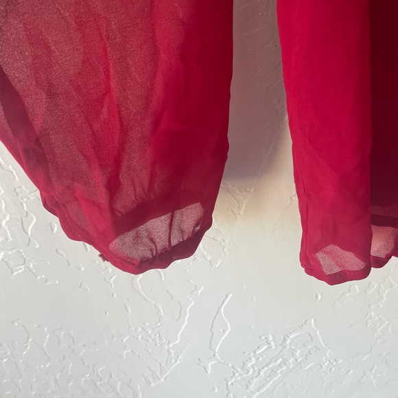 Zara Chiffon red blouse with attached under shell large flowy - Picture 3 of 7